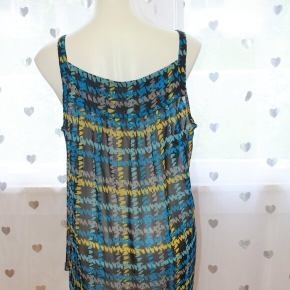 #271 Avenue Studio Blue Plaid Patterned Dressy Tank Size 18/20 - Picture 5 of 12